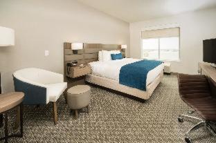 Queen Room with Two Queen Beds, Mobility Access and Bathtub with Grab Bars, Non-Smoking
