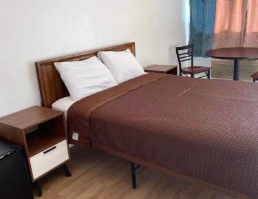 Queen Room - Disability Access