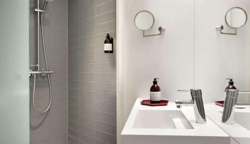 Single Room - Non-Smoking