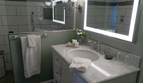 King Room with Balcony