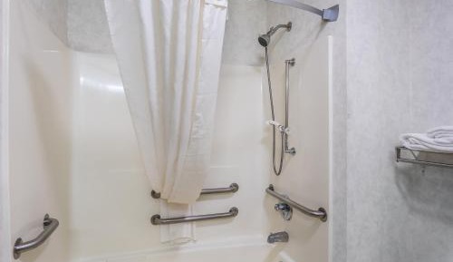King Room - Disability Access/Non-Smoking