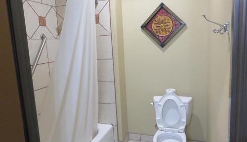 Standard Queen Room with Two Queen Beds - Non Smoking 