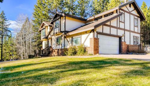 Six-Bedroom House