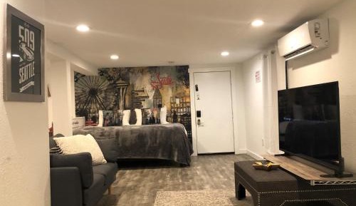 Studio Room - 1 Parking Space Included