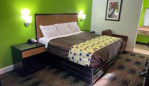 Standard King Room