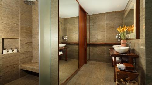 Heavenly Two Bedrooms Pool Villa with Butler Service