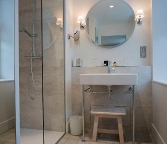 Double Room Tradition