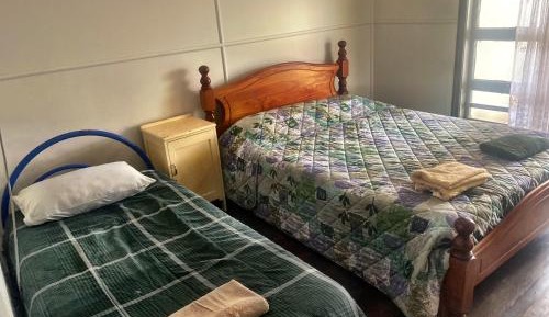 Basic Triple Room with Shared Bathroom