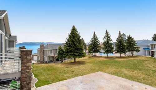 Three-Bedroom Vacation Home 