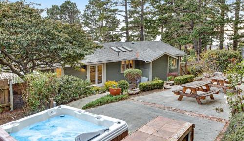 Four bedroom holiday home 