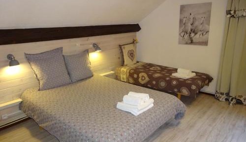 Triple Room with Bathroom