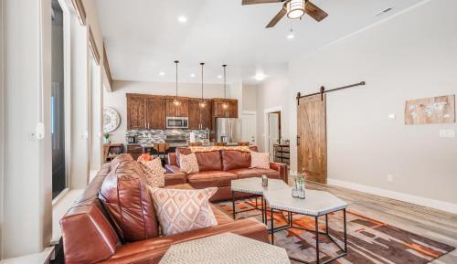 Three-Bedroom Vacation Home 