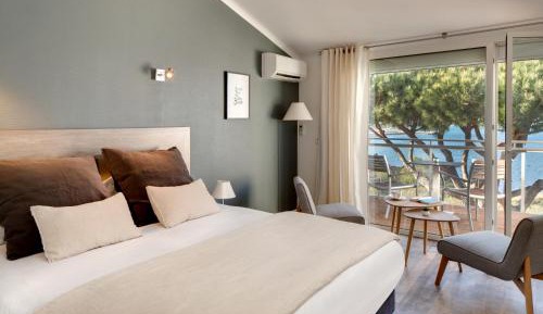Superior Double Room with Sea View
