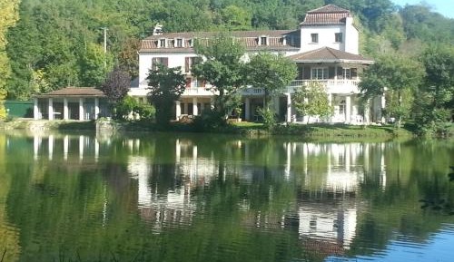 Double Room with Balcony - Lake View