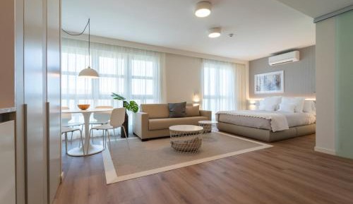 Studio Apartment