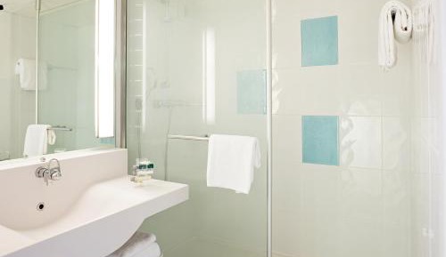 Standard Room with 1 Double Bed