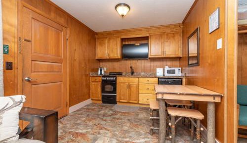 Queen Room with Balcony