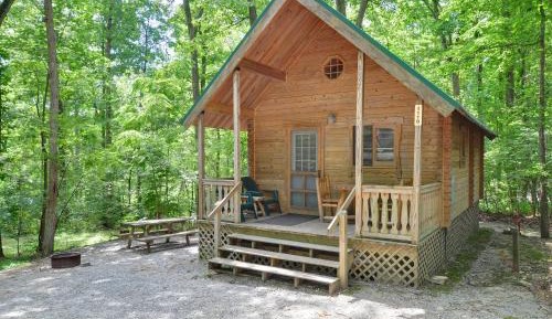 One-Bedroom Cabin