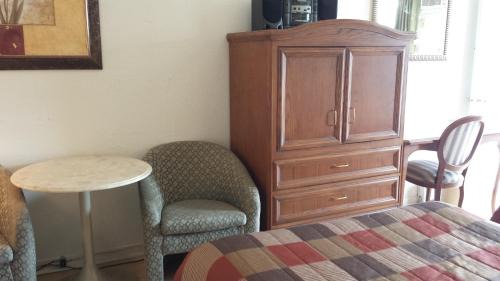 Double Room with Two Double Beds with Kitchenette