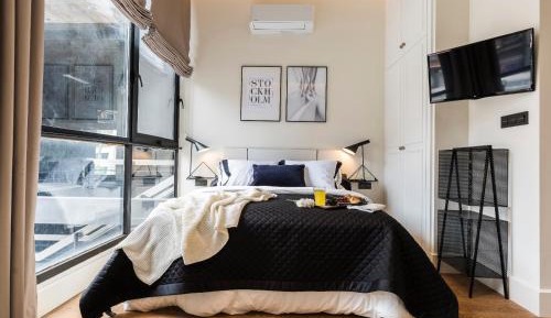 Studio Apartment