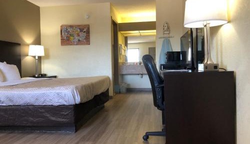 Queen Room with Two Queen Beds - Non-Smoking