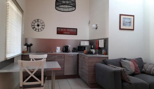 Studio - Split Level