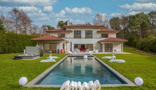 Deluxe Villa