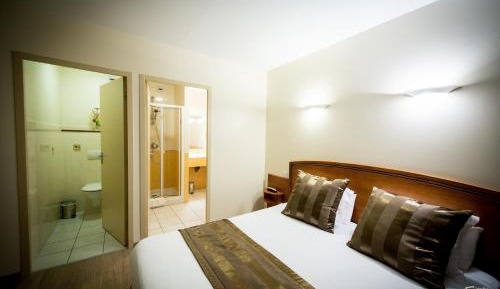Standard Twin Room with Garden View
