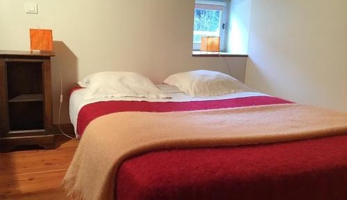 Deluxe Room (2 Adults + 1 Child)