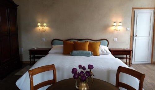 King Suite with Spa Bath