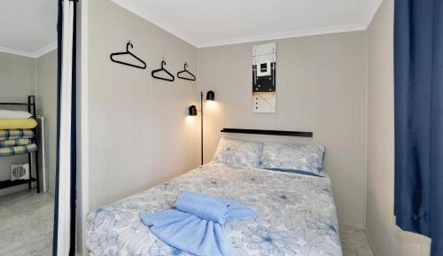 Cabin - Bundy Bear 2