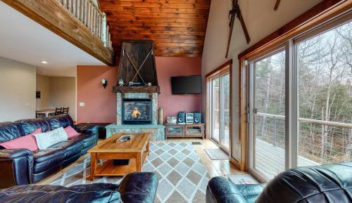 Five Bedroom Holiday Home