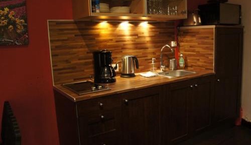 Apartment with Shower