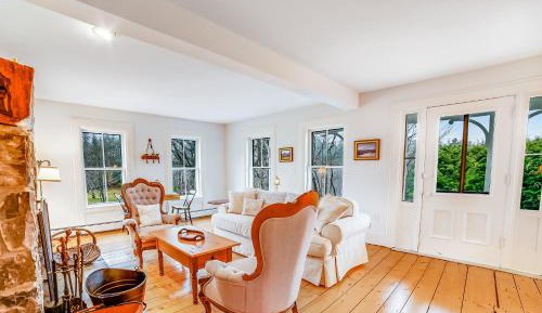 Three-Bedroom Vacation Home 