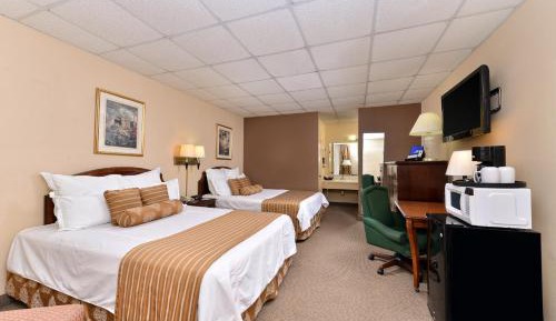 Double Room with Two Double Beds - Non-Smoking