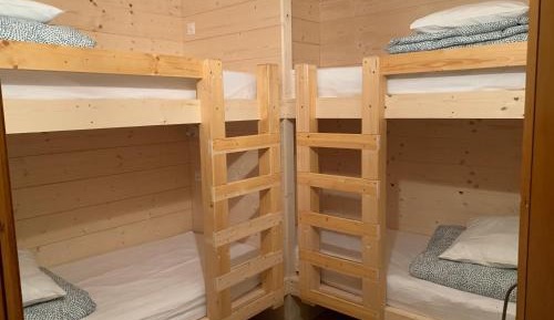 6-Bed Mixed Dormitory Room