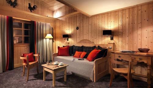 Suite (2 Adults + 2 Children)