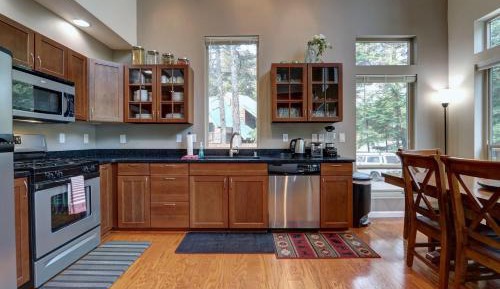 Three-Bedroom Vacation Home 