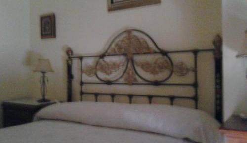 Standard Double Room with Shared Bathroom