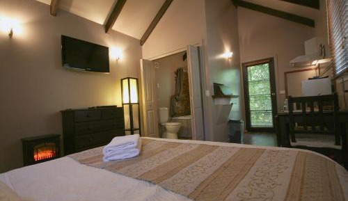 Cottage with Garden View