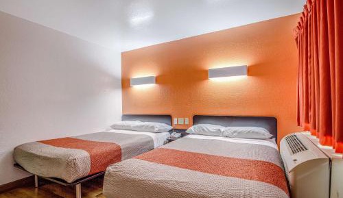 Two Double bed - Non-Smoking 