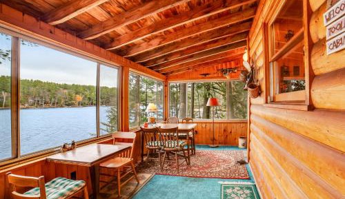 Three-Bedroom Vacation Home 