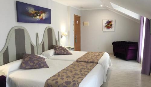 Triple Room (2 Adults + 1 Child)