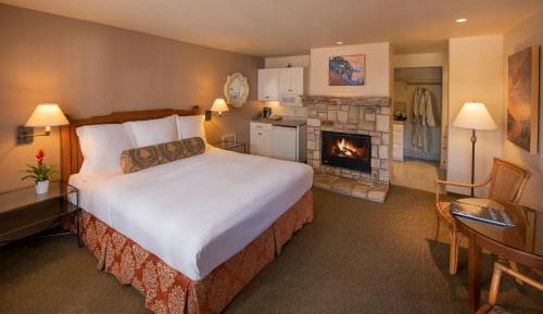 King Room with Fireplace