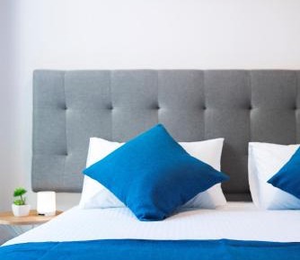 2 Bedroom 2 Bathroom Apartment