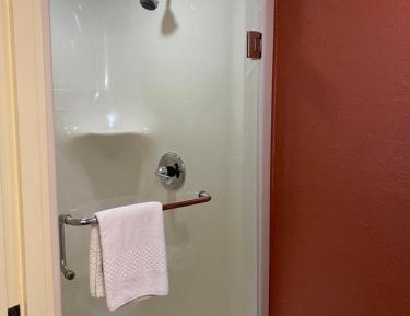 King Room - Non-Smoking