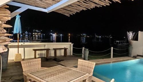 One-Bedroom Villa with Private Pool - Villa 1