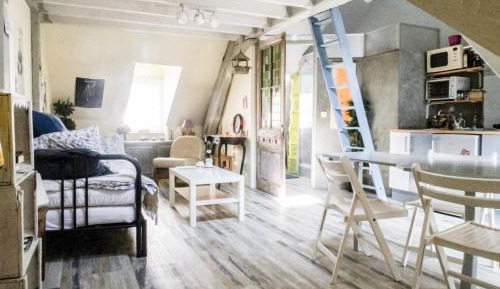 Studio Apartment