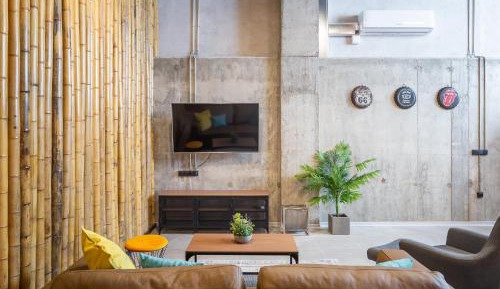 Art Loft 06