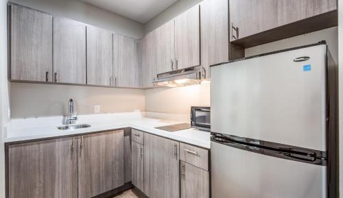 Deluxe Queen Room with Two Queen Beds with Kitchenette - Non-Smoking